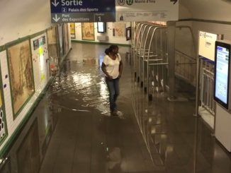 Station de métro innondé à Paris