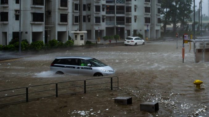 Au moins une cinquantaine de morts au Philippines après le passage du typhon Mangkhut Au moins une cinquantaine de morts au Philippines après le passage du typhon Mangkhut