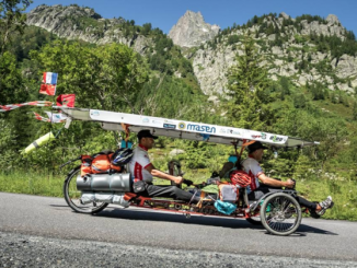 Inédit : Deux marocains parviennent à relier la Chine avec des vélos solaires