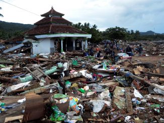 Tsunami en Indonésie: Le bilan s'alourdit avec pas moins de 429 morts