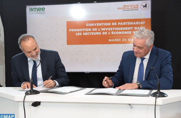 Convention de partenariat entre AMEE et le groupe BCP pour la promotion de l’économie verte Convention de partenariat entre AMEE et le groupe BCP pour la promotion de l’économie verte