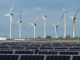 Les parcs éoliens et les panneaux solaires