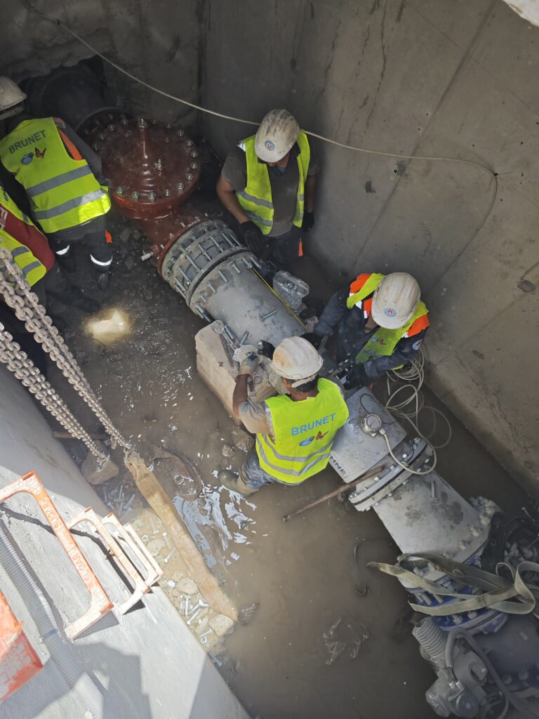 La SRM Casablanca-Settat renforce l’approvisionnement en eau potable à Deroua grâce à un raccordement rapide au réseau principal de Nouaceur.